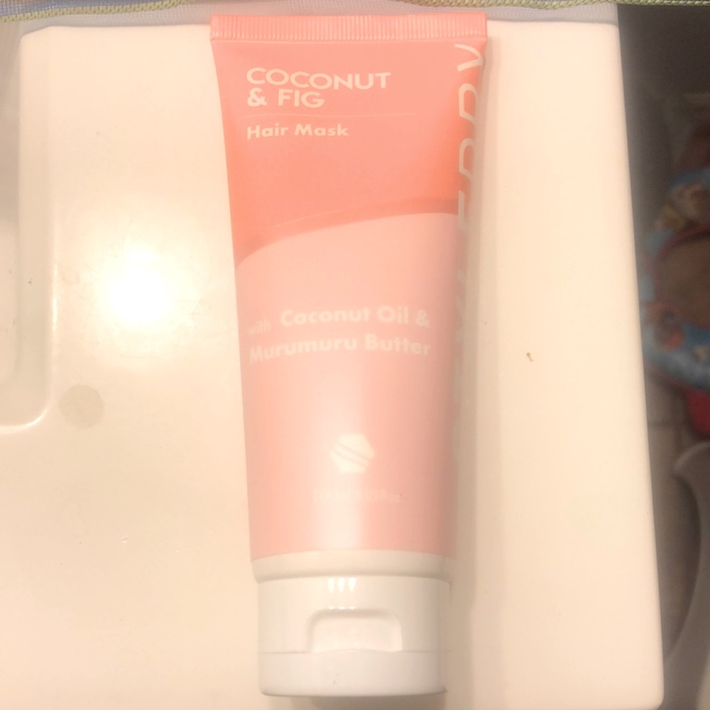 Style dry coconut & fig hair mask